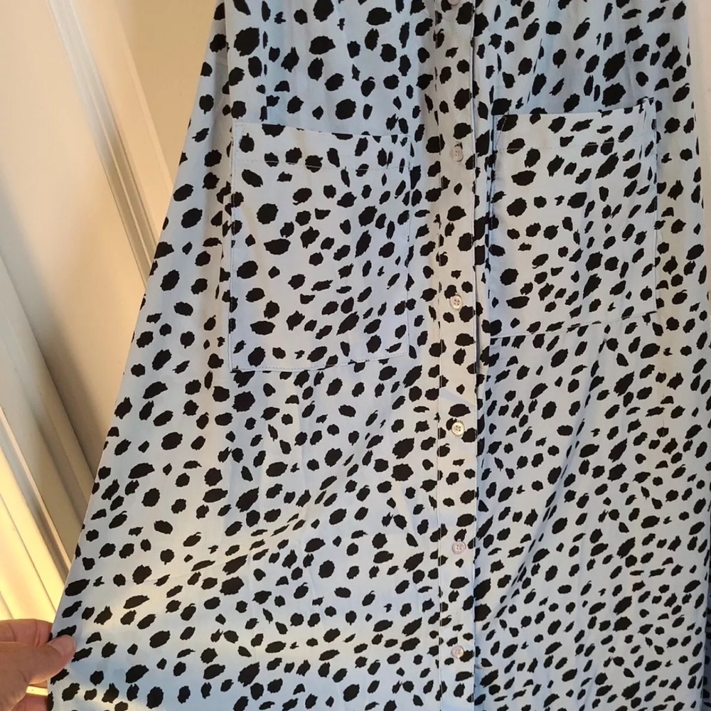 Wednesday's Girl Women's Large Blue/Black Animal Print Maxi Skirt Button Front